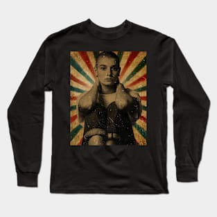 Sinéad O'Connor 1966 - 2023 // Photo Vintage Retro Look Fan Design Long Sleeve T-Shirt